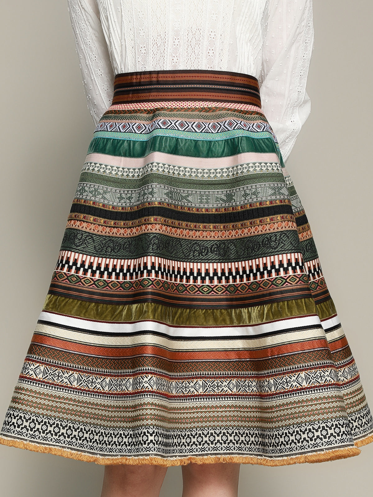 DIRNDL BANDERROCK XYLIA IN BEIGE