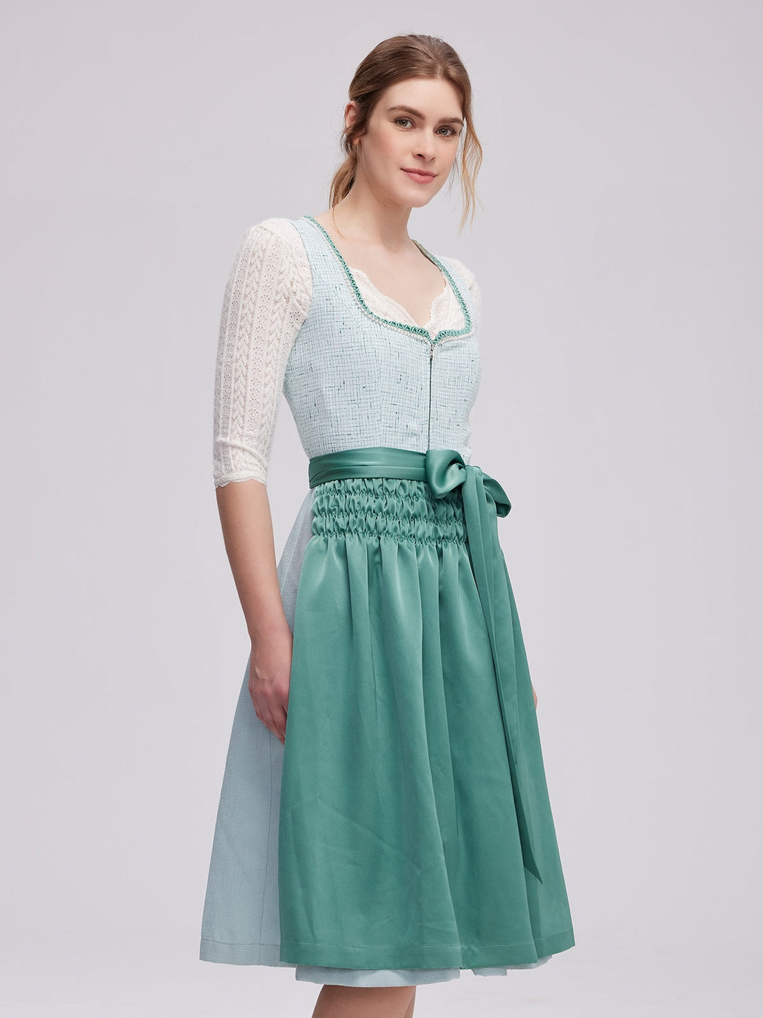 Dirndl Dunkelgrün, Grün & Sale: Der ultimative Guide für stilvolle Trachtenmode