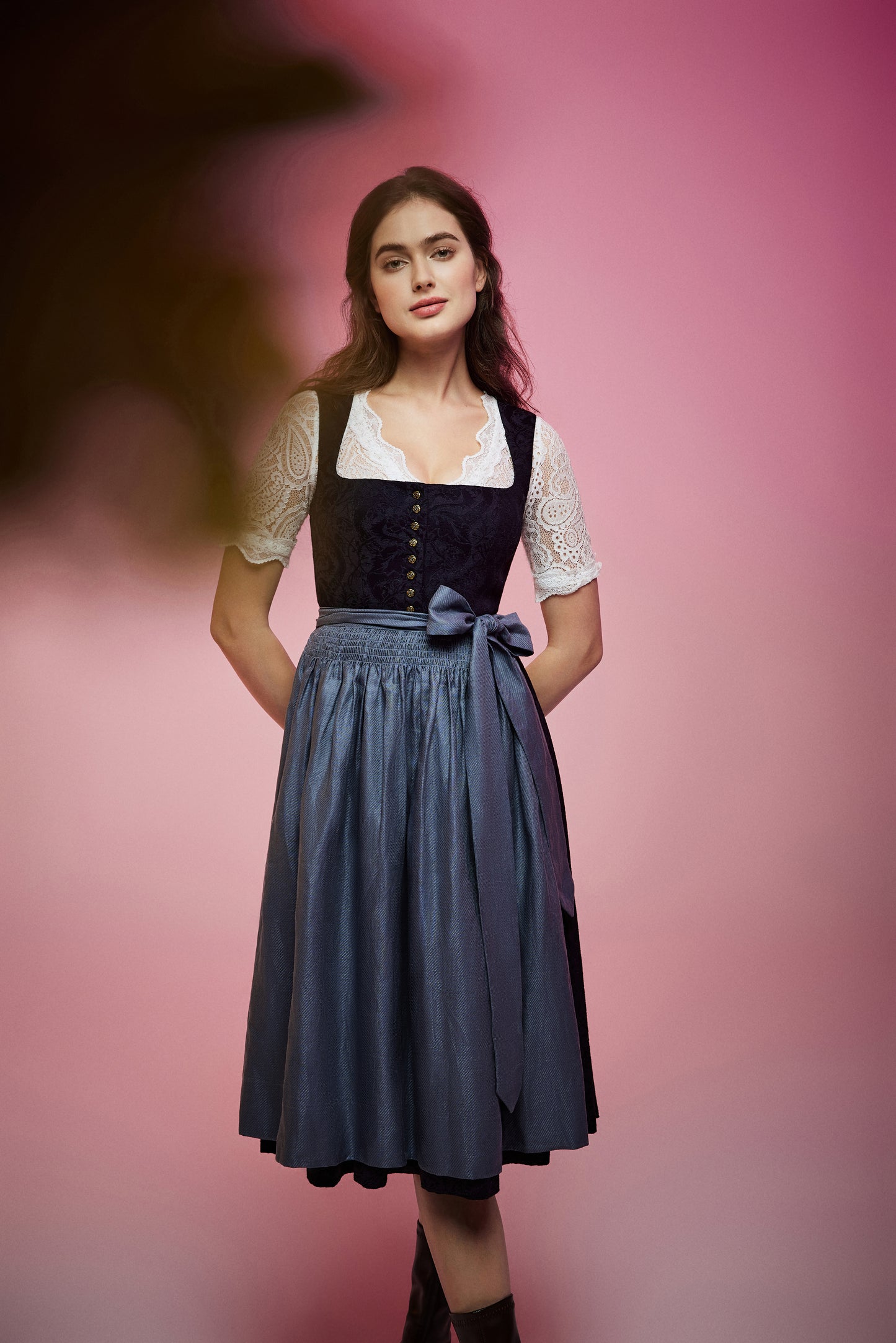 DIRNDL ROSALIE IN NEBELBLAU