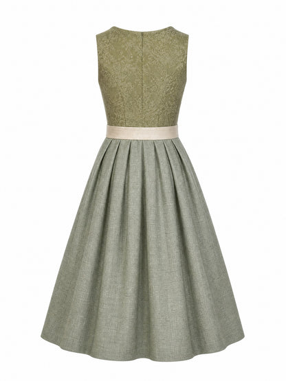 Dirndl Elena in Moosgrün mit Warmer Sand Schürze - Rückansicht