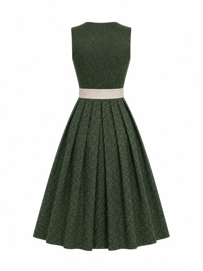 Dirndl Vera in Waldgrün mit Haferbeige Schürze - Rückansicht