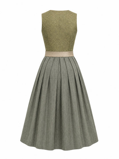 Dirndl Mathilda in Moosgrün mit Warmer Sand Schürze - Rückansicht