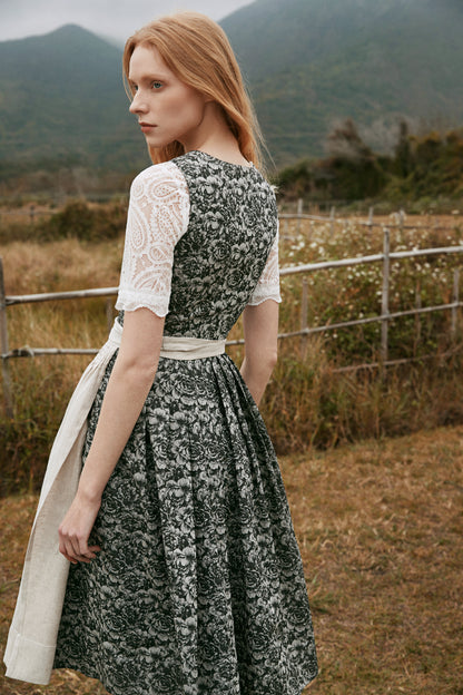 DIRNDL ROSALIE mit SCHWARZE und WEIßE BLUMEN